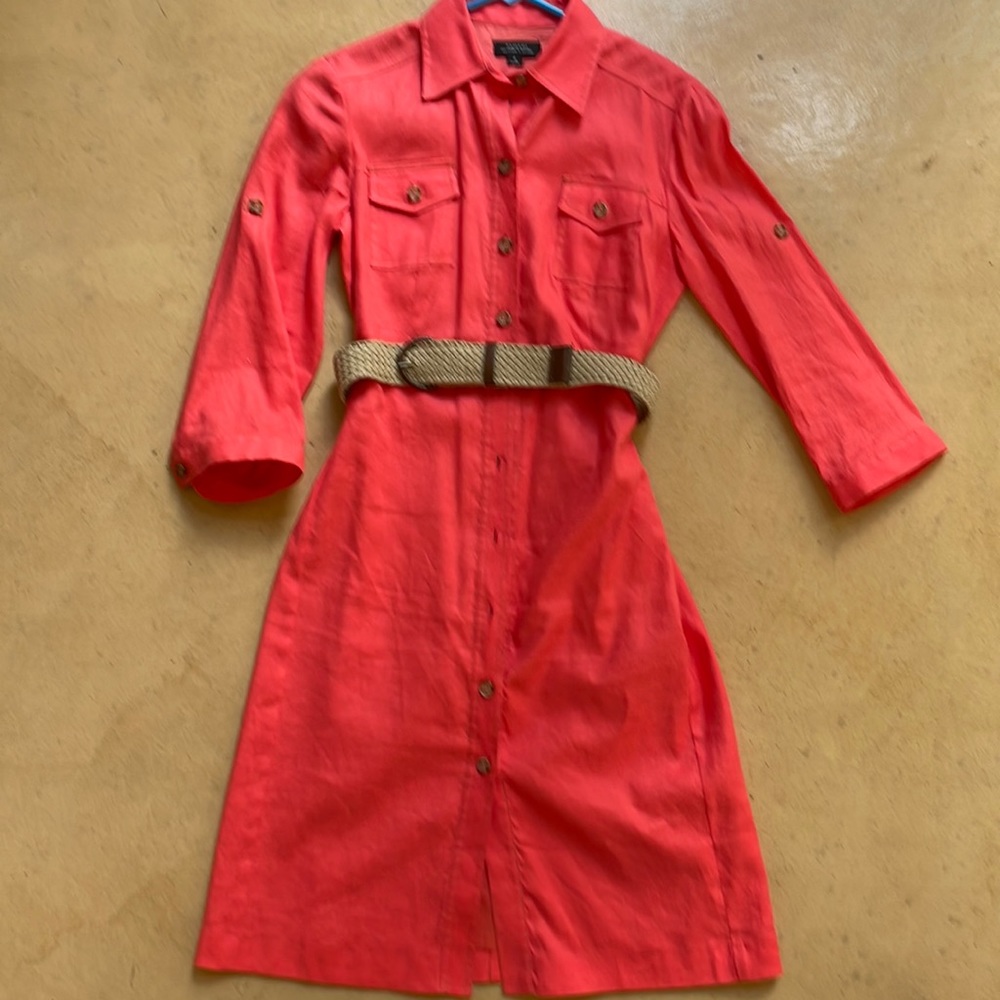 Tahari linen/rayon, lined shirt dress w/belt, 3/4 sleeves with tabs for rolling